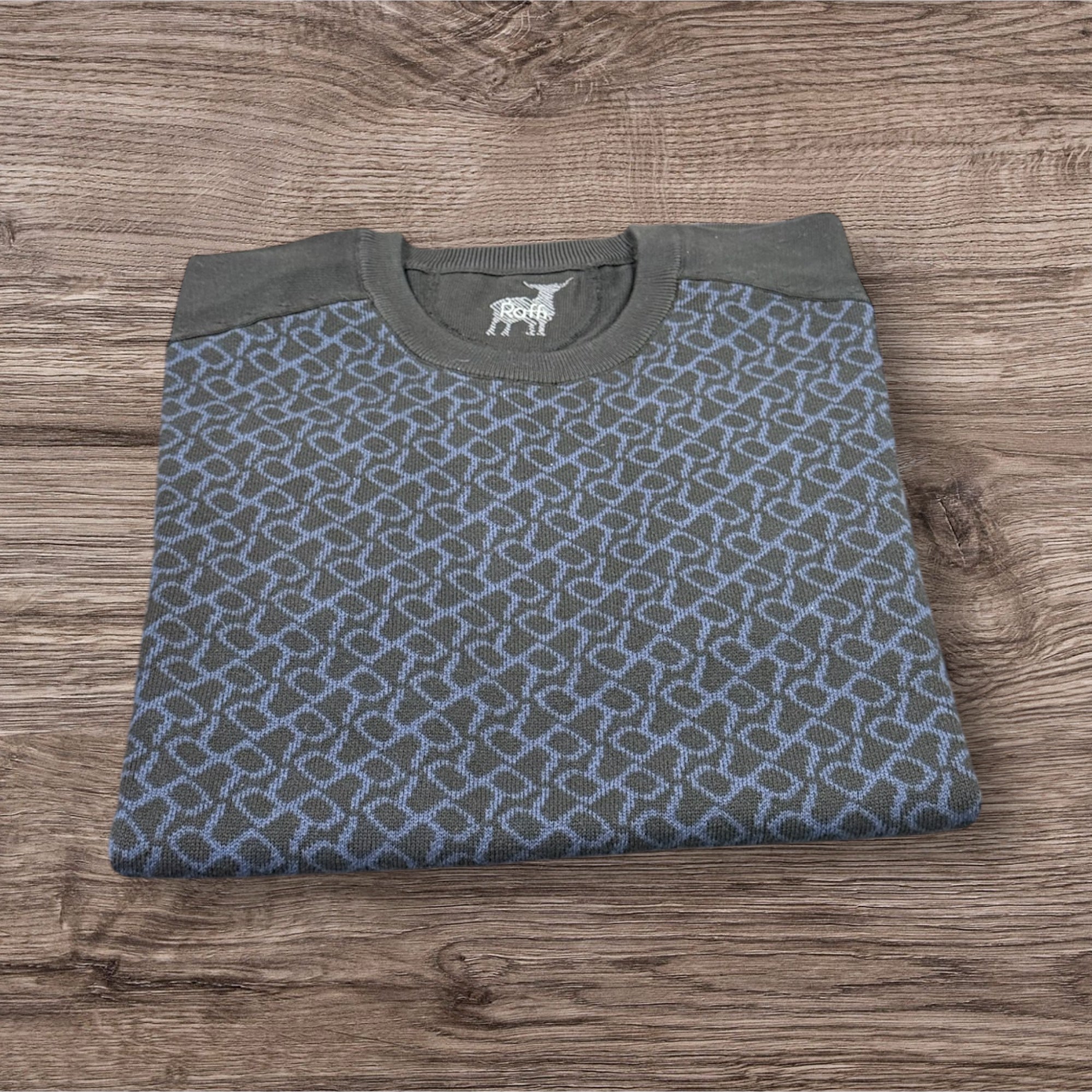 CREW NECK SWEATER - BLACK